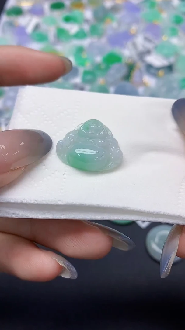 翡翠未镶嵌颈饰天然缅甸a货翡翠