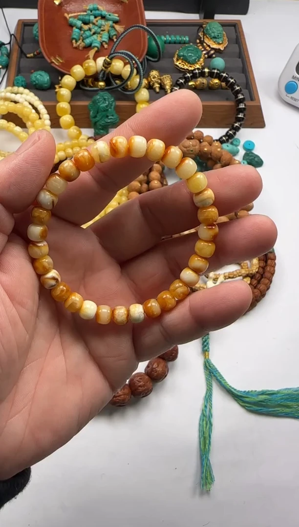 裸石蜜蜡未镶嵌ㅤ****?蜜蜡手串