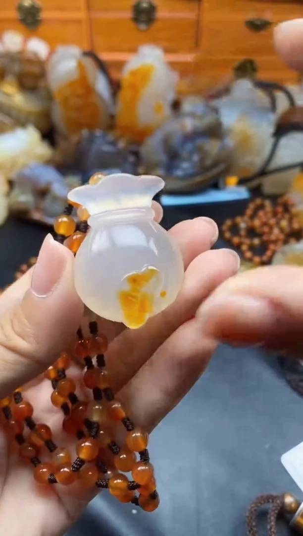 未镶嵌1玛瑙/玉髓Y****3ll