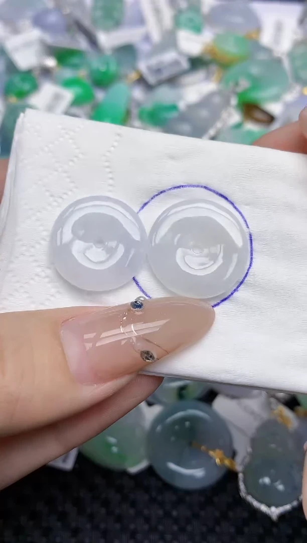 颈饰未镶嵌翡翠   天然翡翠A货  百元以上9米证书费自理