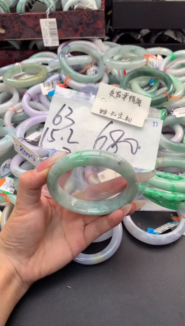 【闪购商品】定制翡翠未镶嵌毛货需精细抛光+多人