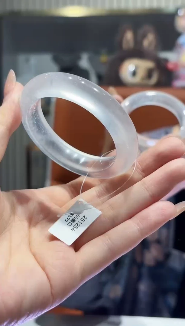 石英质玉手镯未镶嵌251254