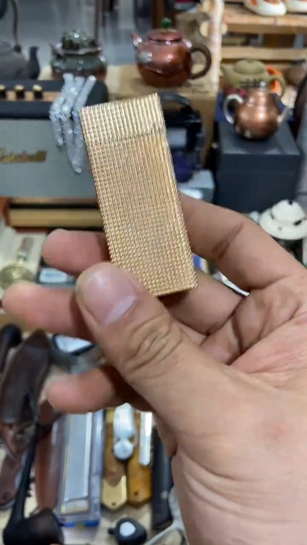 瓷片闪购商品   如图所示