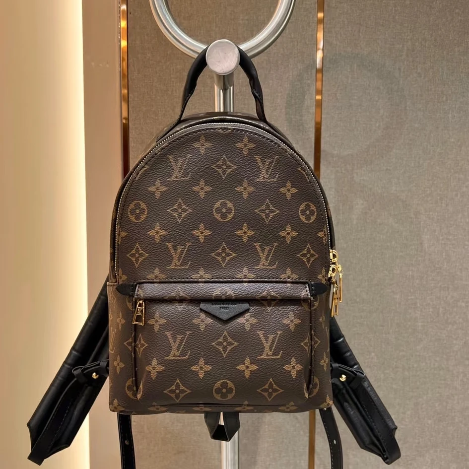 95新 LouisVuitton/路易威登 青奢荟/lv双肩包迷你/81920