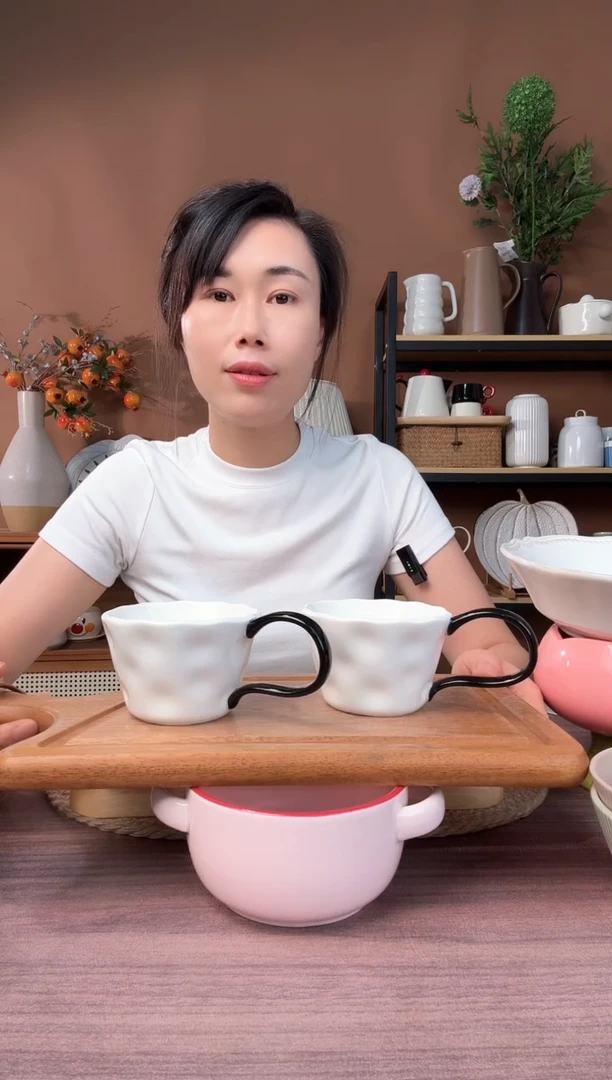 陶瓷黑耳朵杯2只微瑕