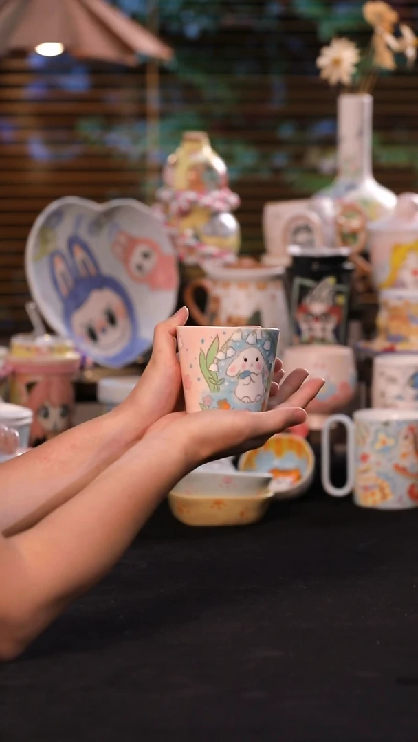 其他景德镇釉下彩手绘设计师款陶瓷