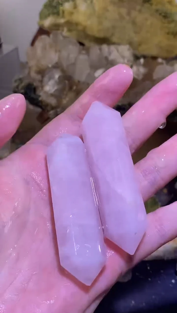 未镶嵌珠宝半成品水晶66号2颗粉水晶柱（微瑕）