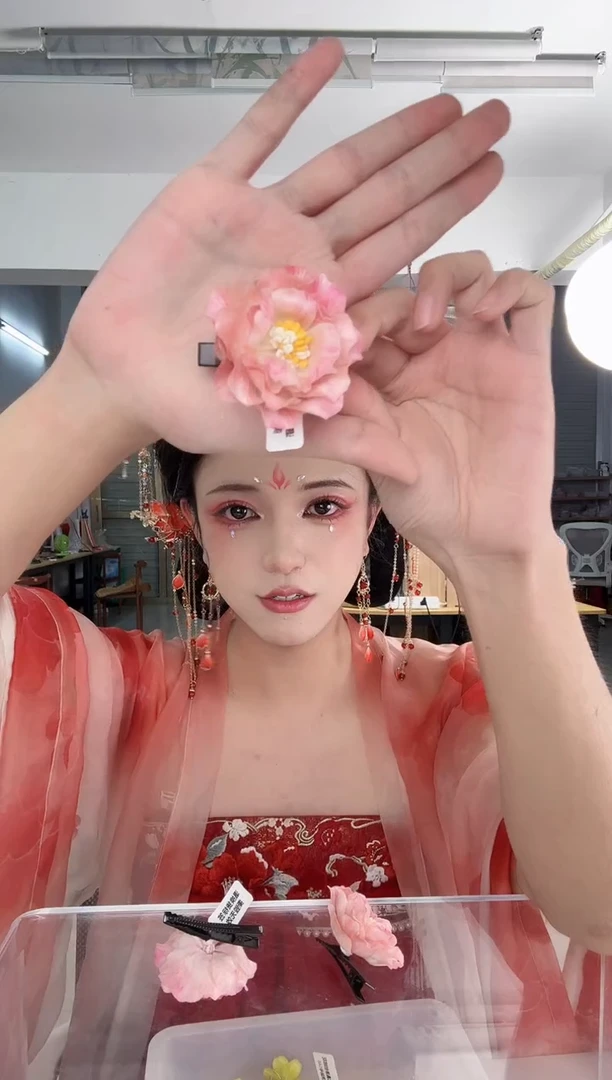 合金无939 微瑕非遗绒花夹子