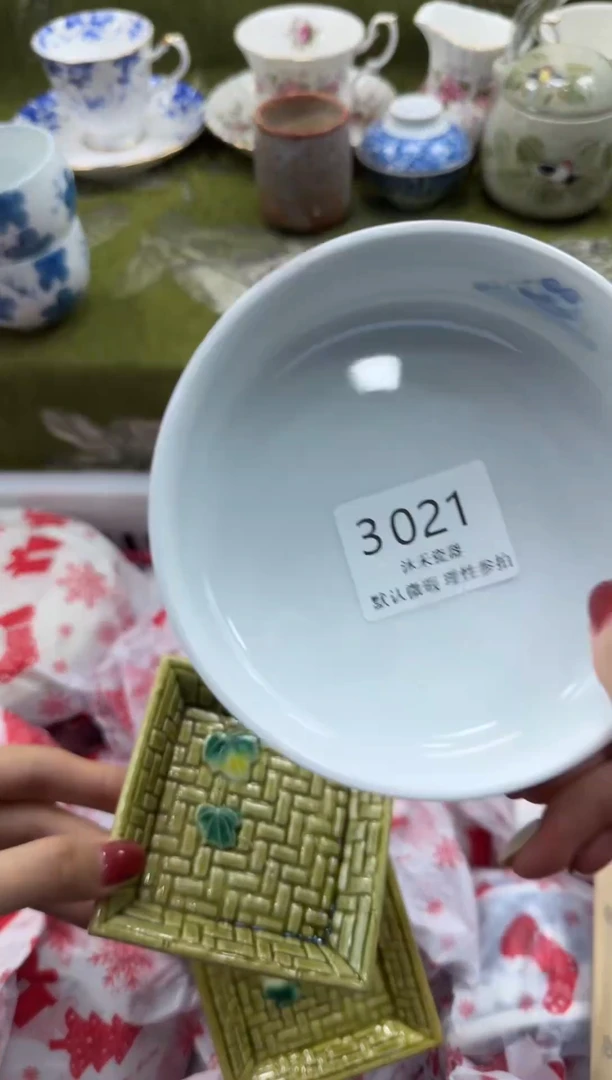 瓷片胖*哒      3 021