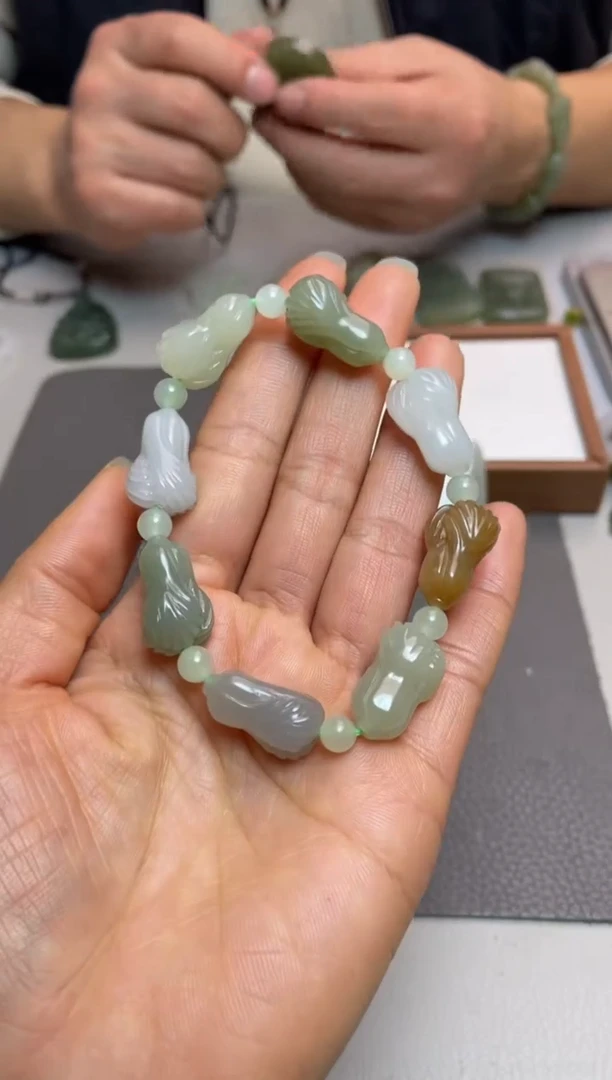 【闪购商品】和田玉颈饰未镶嵌1