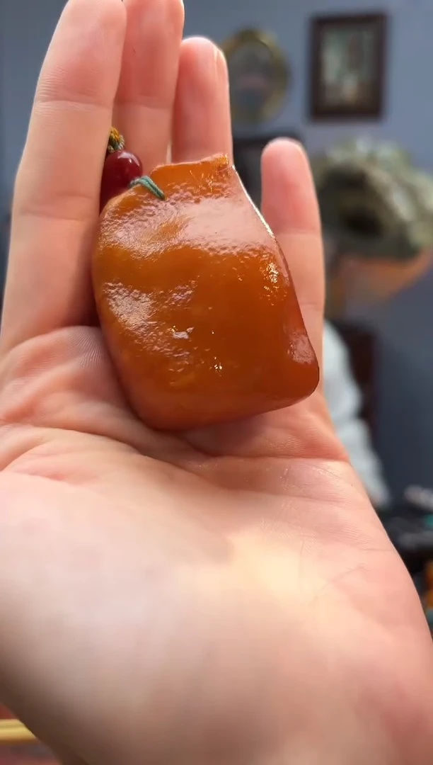 琥珀颈饰未镶嵌吊坠