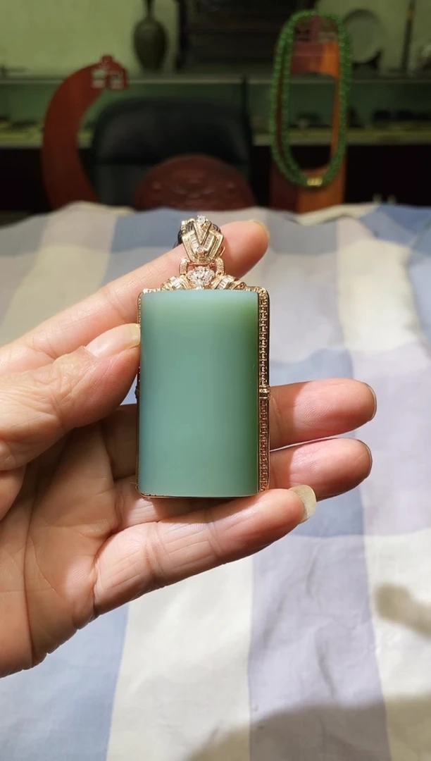 吊坠(不含链)18K金镶嵌和田玉用****1和田玉无事牌挂件