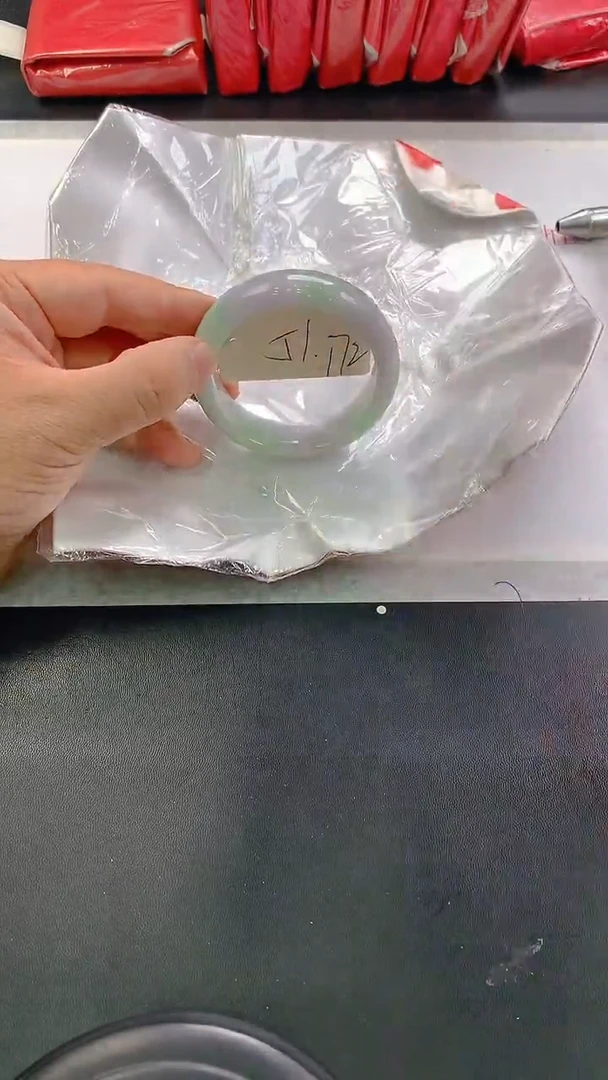 未镶嵌手镯翡翠172