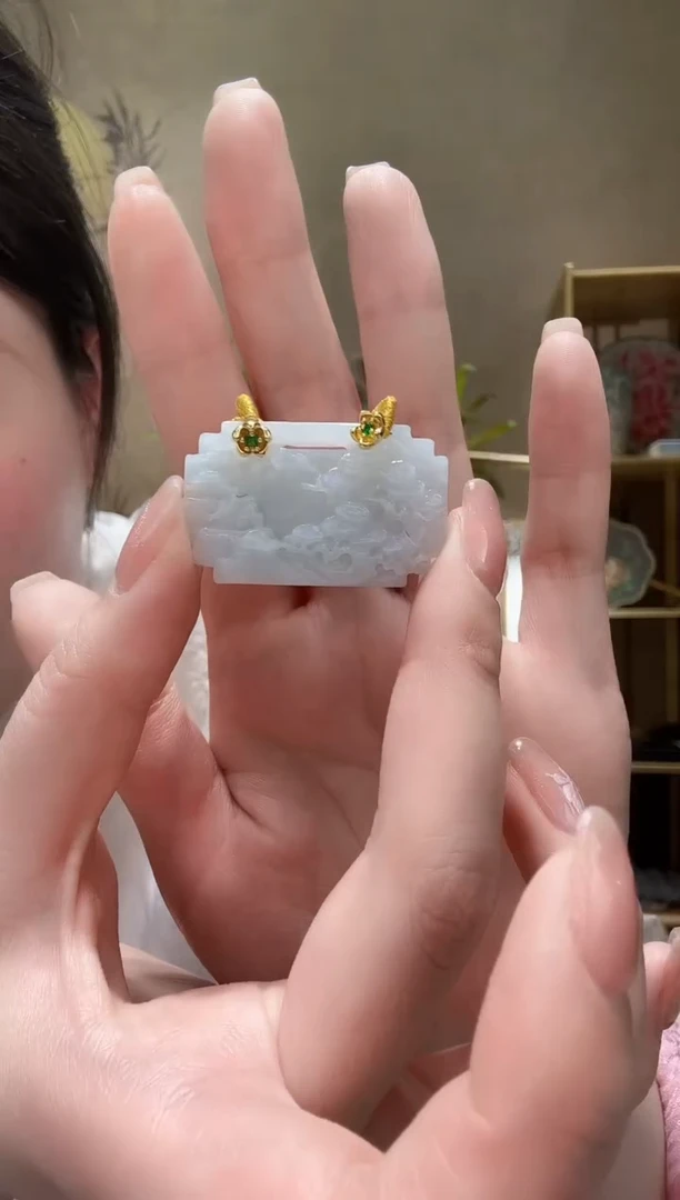 【闪购商品】翡翠颈饰未镶嵌吊坠
