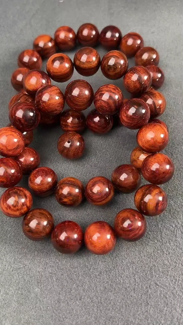 手串/手链黄花梨/降香黄檀保真海黄1.5  山水纹紫油梨老料（收藏）