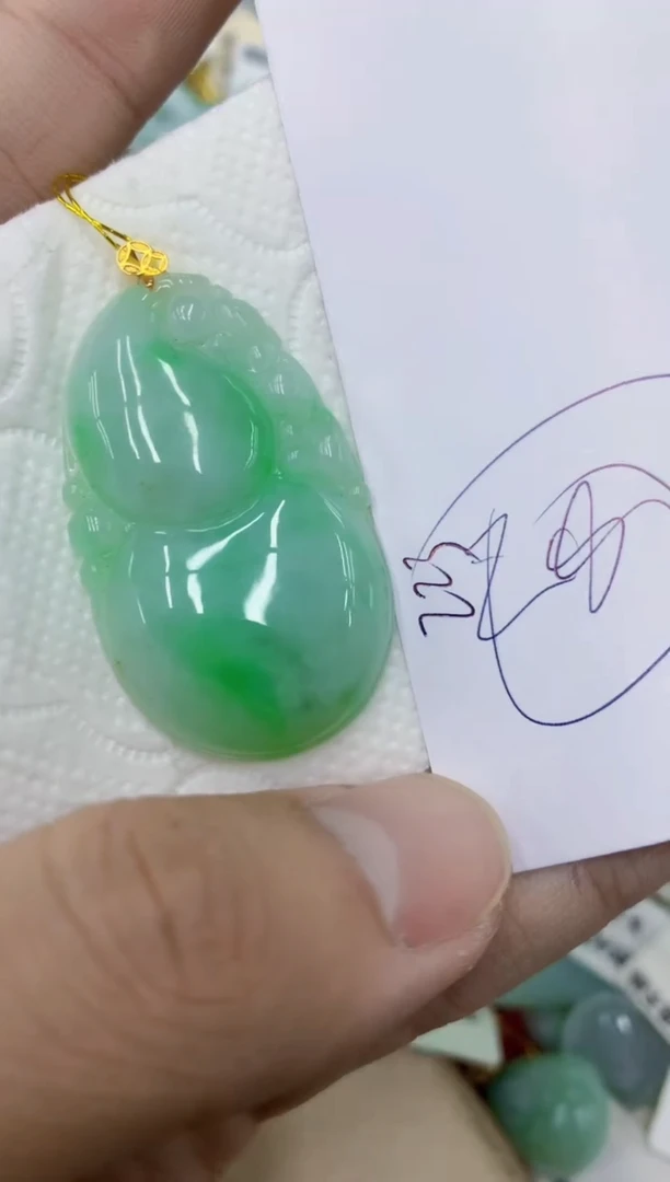颈饰18K金镶嵌翡翠11111111111
