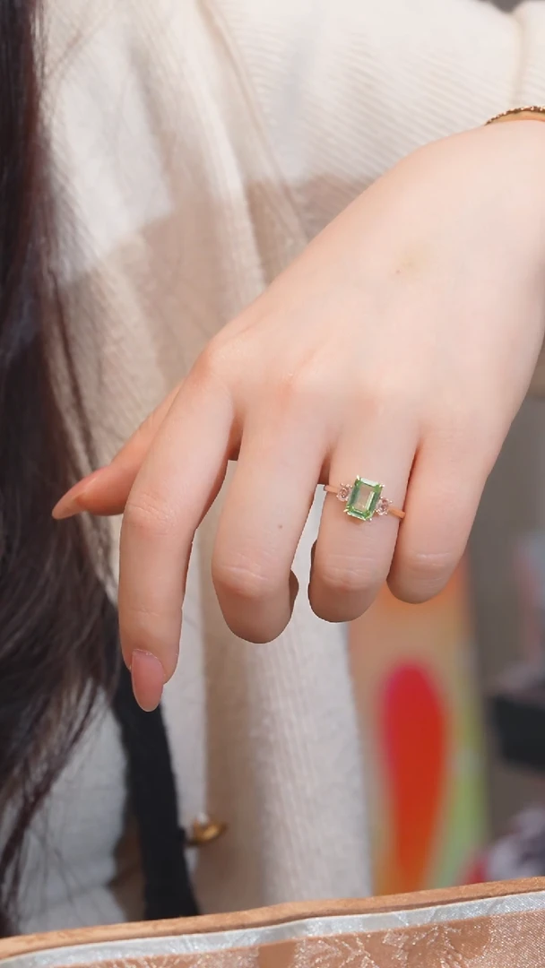 【闪购商品】碧玺戒指18K金镶嵌多样性发（3ct）@@U4441