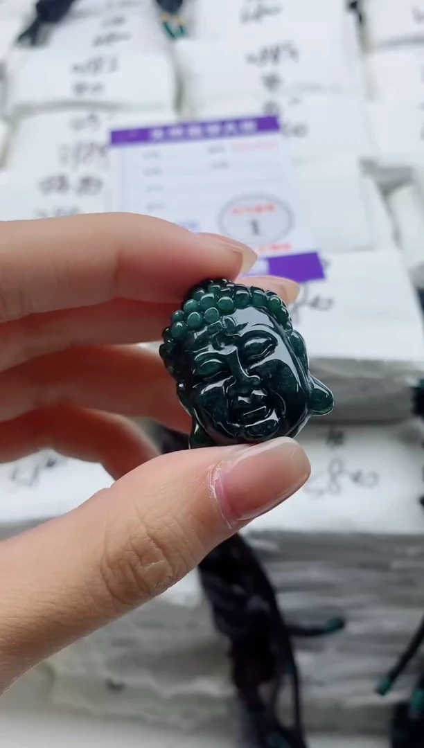 颈饰未镶嵌翡翠8