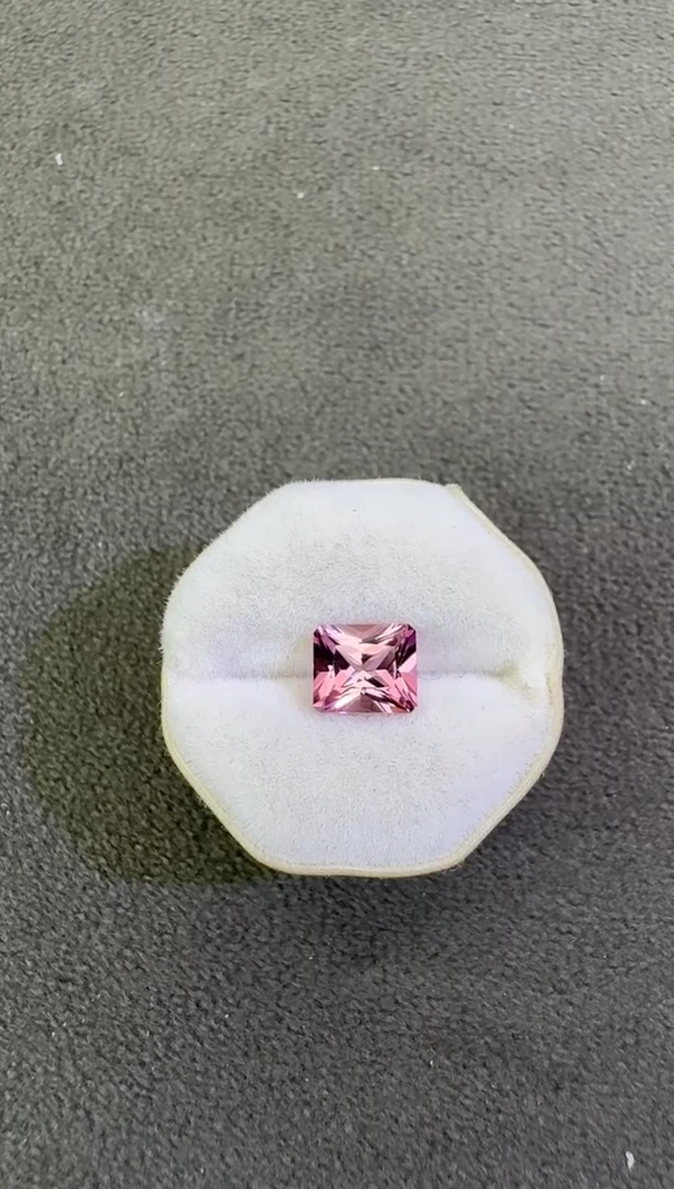 未镶嵌珠宝半成品碧玺1ct