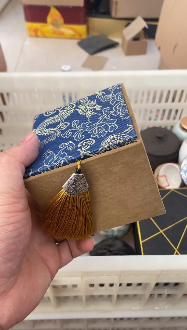 杯无运费险有瑕疵的摄影的产品有使用过的痕迹有点脏介意勿拍