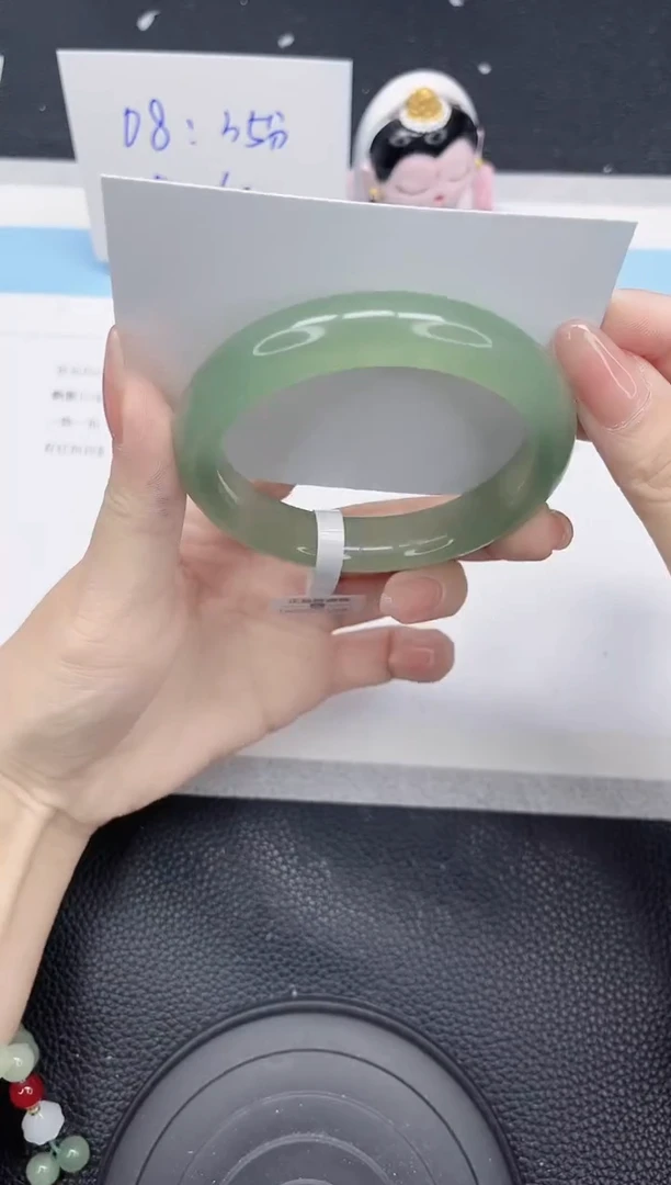 未镶嵌手镯石英质玉23-59.5