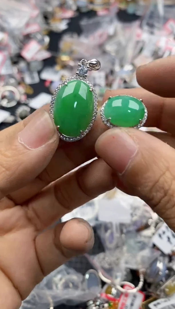 银S925镶嵌戒指翡翠171717---1