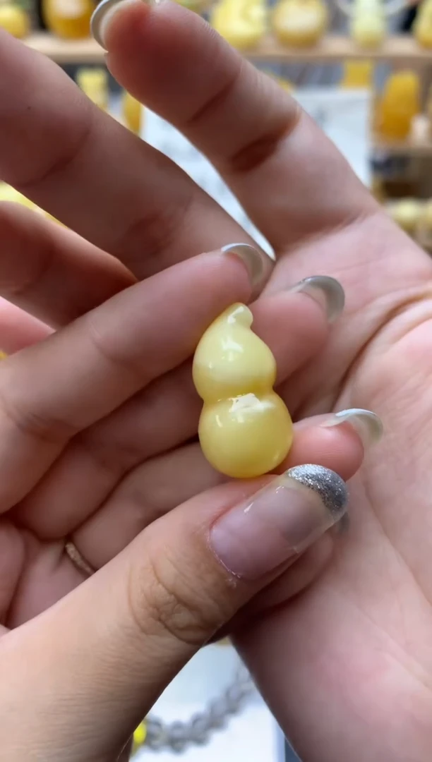 琥珀未镶嵌珠宝奇石070琥珀蜜蜡微瑕花粉