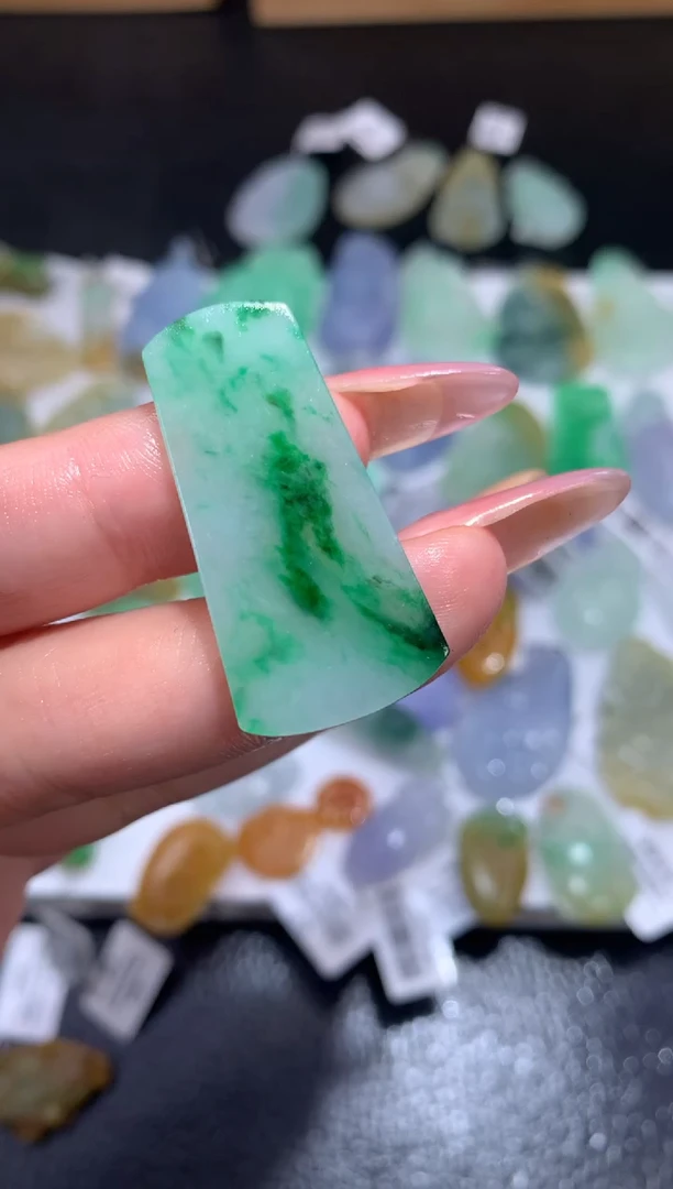 定制翡翠未镶嵌无事牌