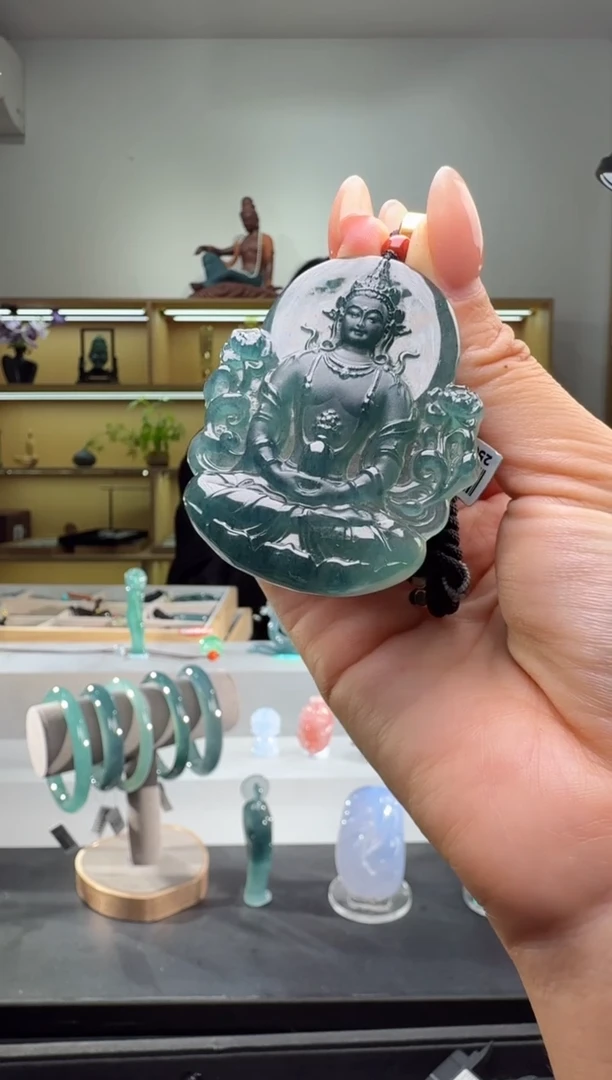 吊坠(不含链)未镶嵌翡翠观音（多样性发其一）