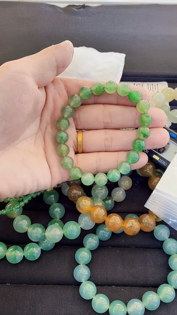 未镶嵌定制翡翠农****?毛货需精细抛光拍一发一（多样性发货）