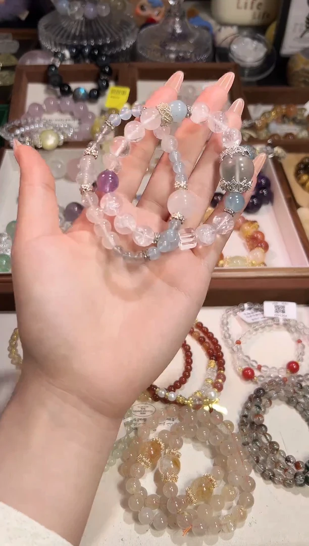 合金手链水晶多样性（X2拍）发其一，颜色微差