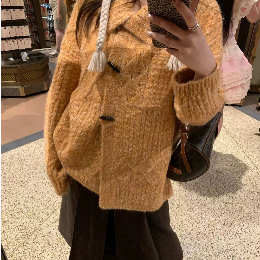 甜粿妹妹重工绞花牛角扣翻领慵懒麻花毛线衣女秋冬毛衣外套女