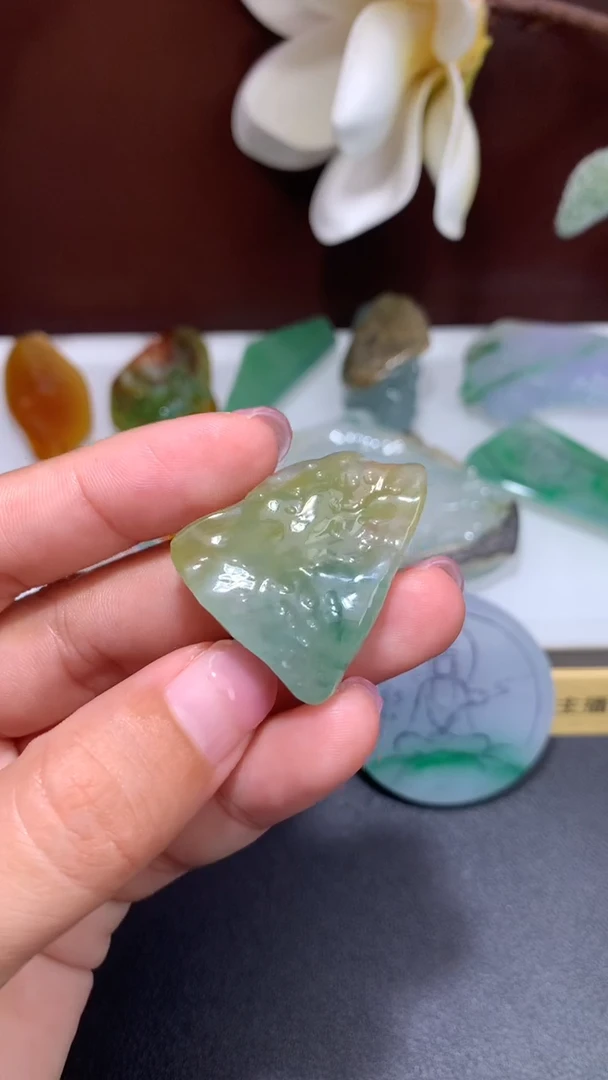 定制翡翠未镶嵌