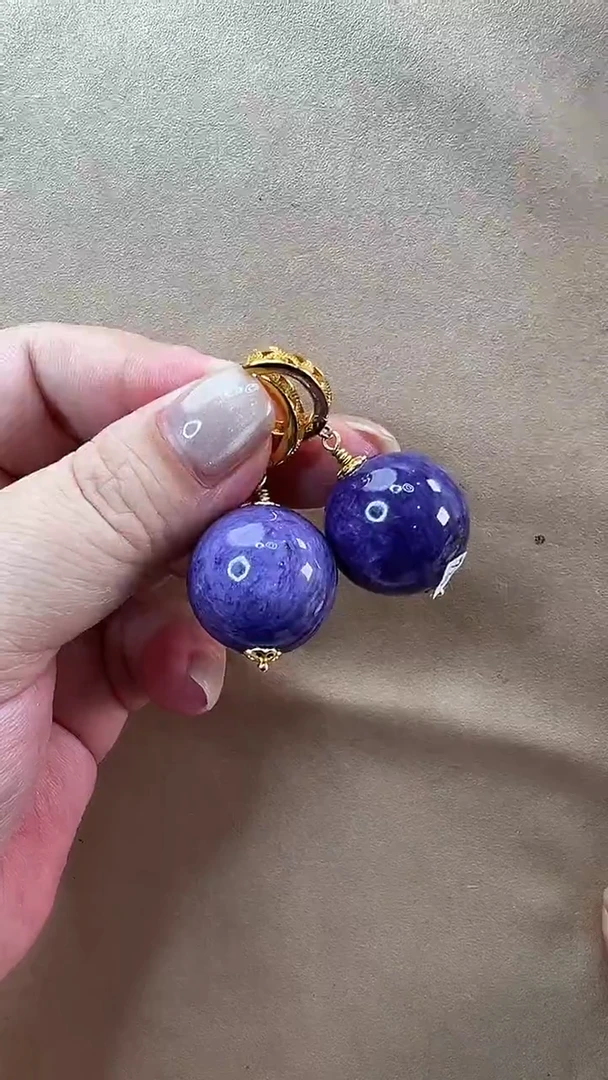 未镶嵌查罗石颈饰耳环