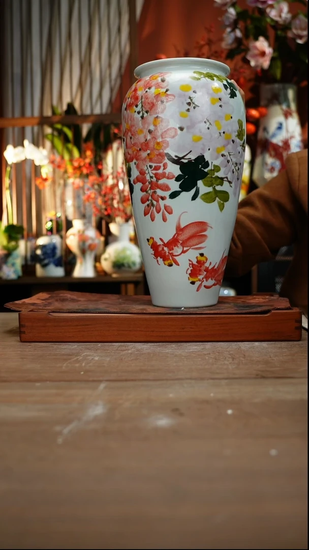 当代景德镇设计师釉下手绘陶瓷花瓶