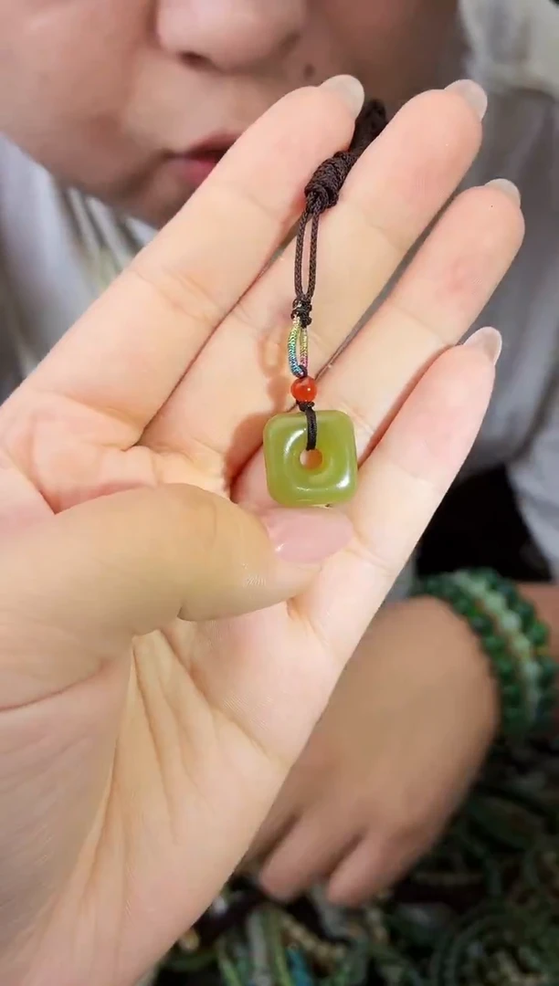 未镶嵌和田玉挂件多样性发货拍一发一