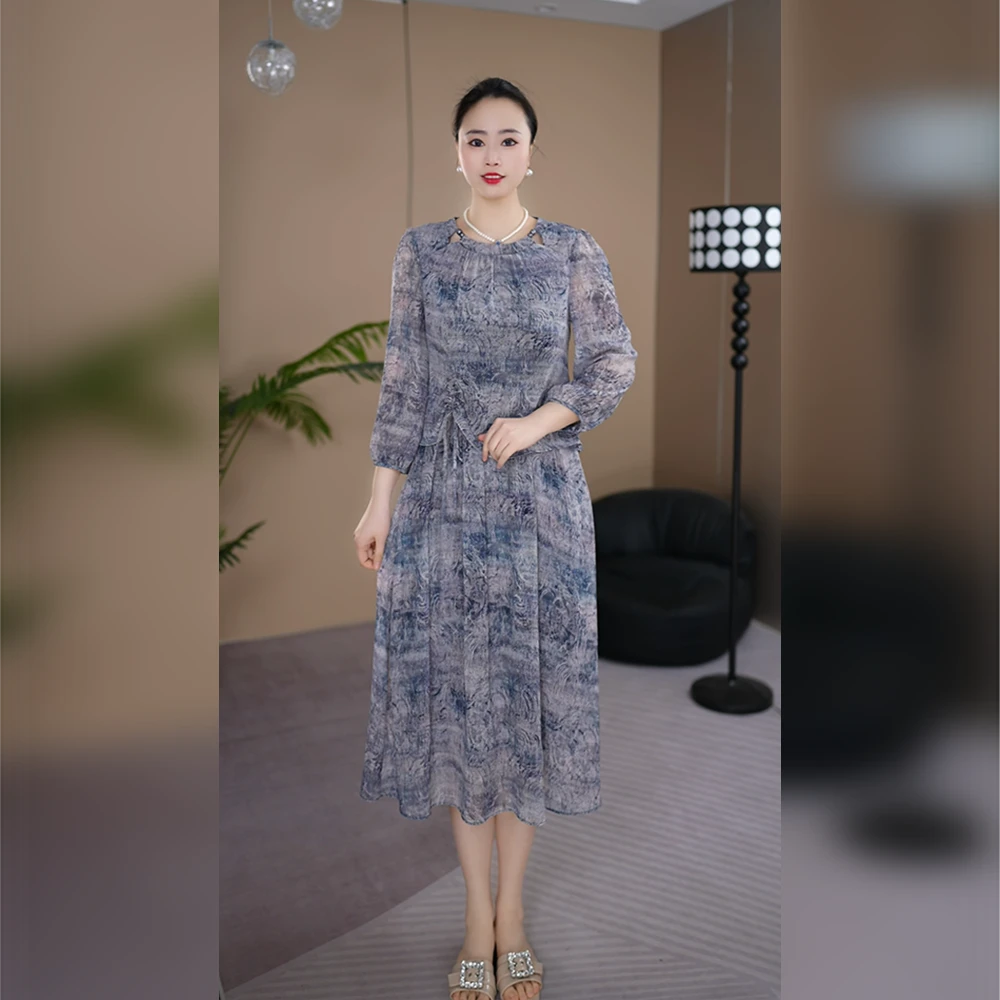 2025秋季新款时尚中式连衣裙轻奢高级感碎花收腰显瘦中长款裙子
