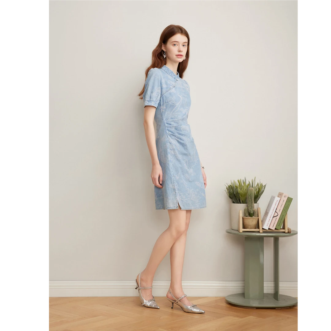 Goodland美地2025夏季新中式牛仔提花连衣裙LC35205010