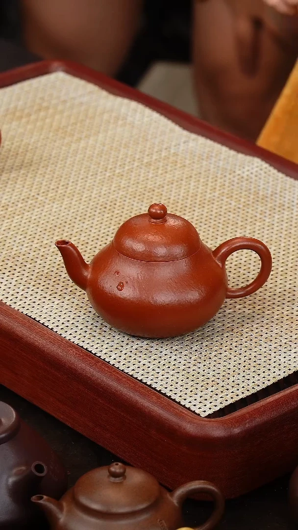 茶壶紫砂大红袍梨式180cc
