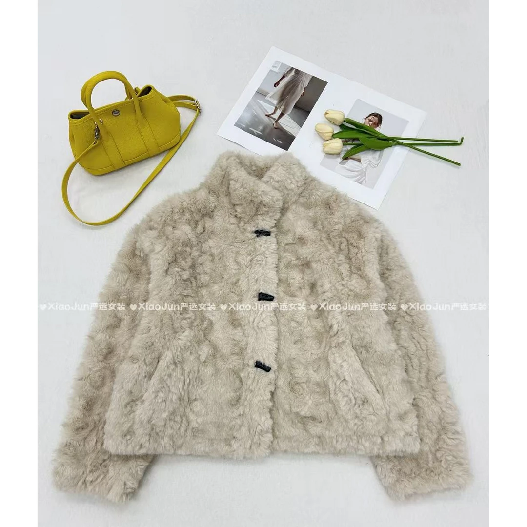 小君家~冬季宽松小个子皮毛一体牛角扣立领保暖外套女上衣3192