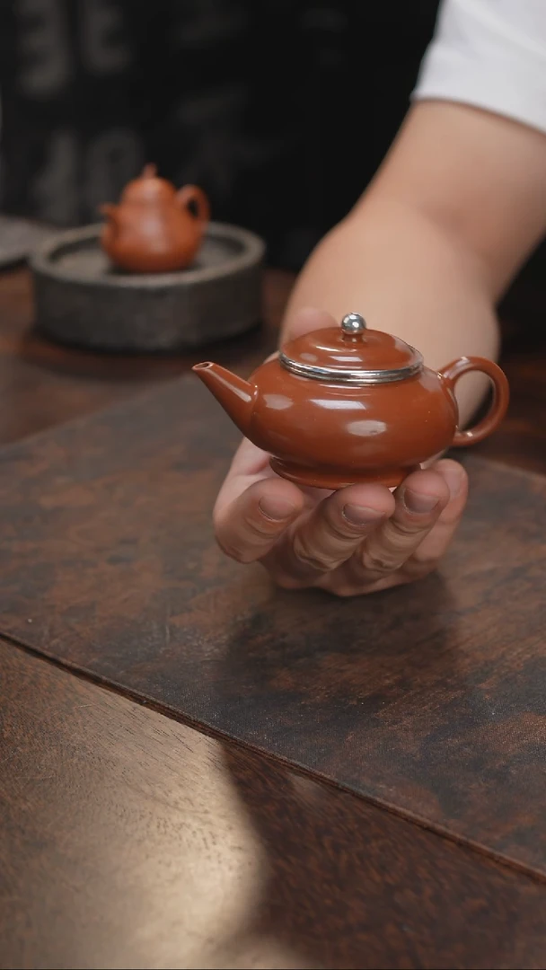 S****）水磨水平包银泡茶壶