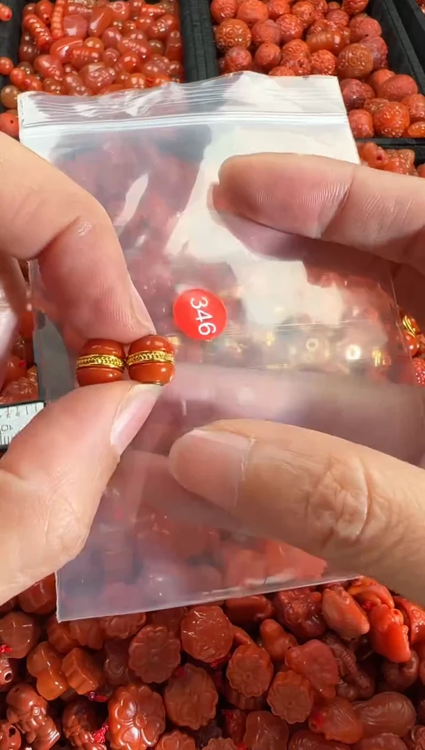 【闪购商品】南红玛瑙颈饰未镶嵌1