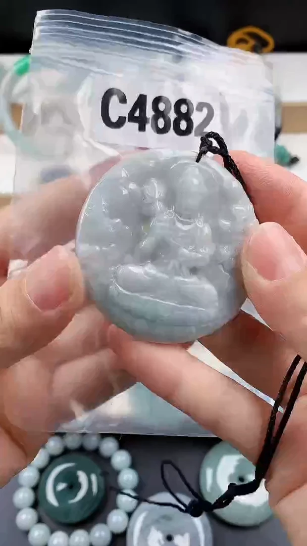 颈饰未镶嵌翡翠天然翡翠吊坠挂件