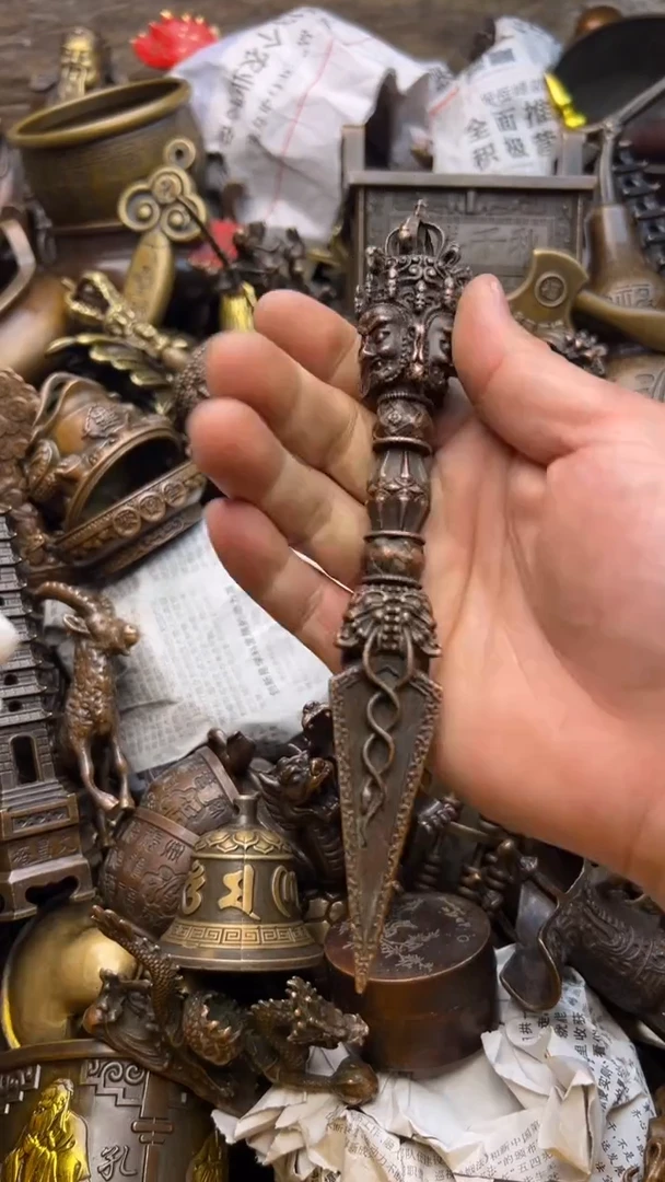 精美铜器，点击下单