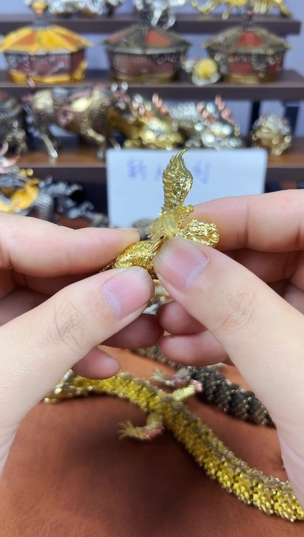 如虎添翼纯黄铜翅膀可动小号 黄铜款