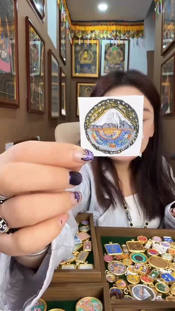 吊坠冈仁波齐山-纯手绘矿物原料唐卡