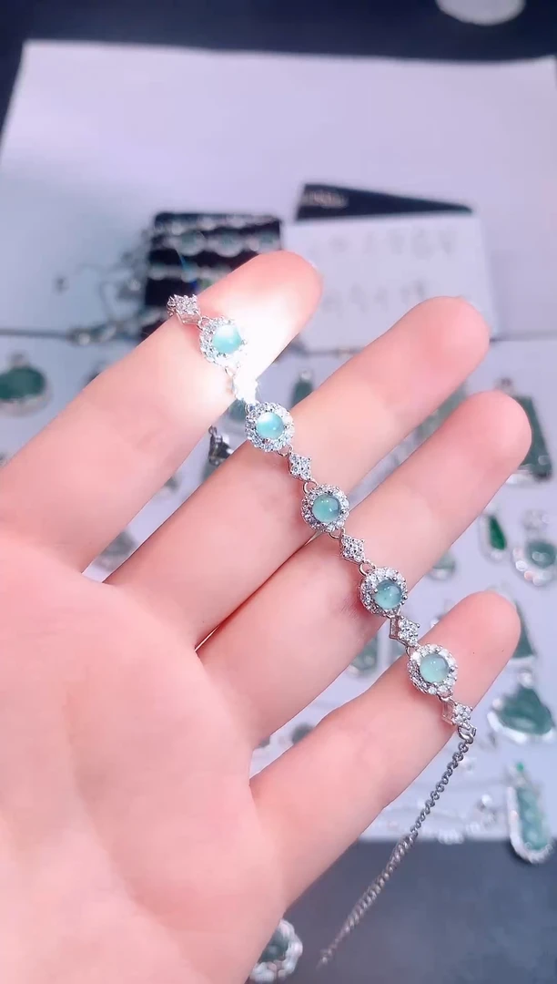 颈饰未镶嵌翡翠0芹0翡翠珠宝209