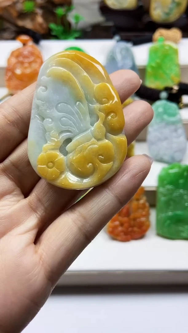 颈饰未镶嵌翡翠翡翠A货