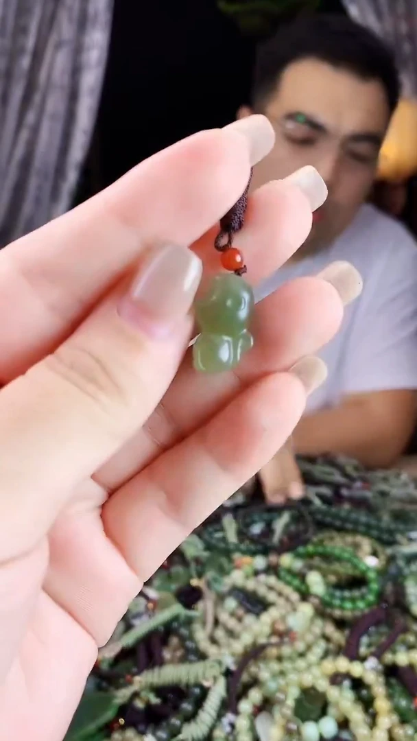 未镶嵌和田玉挂件多样性发货拍一发一