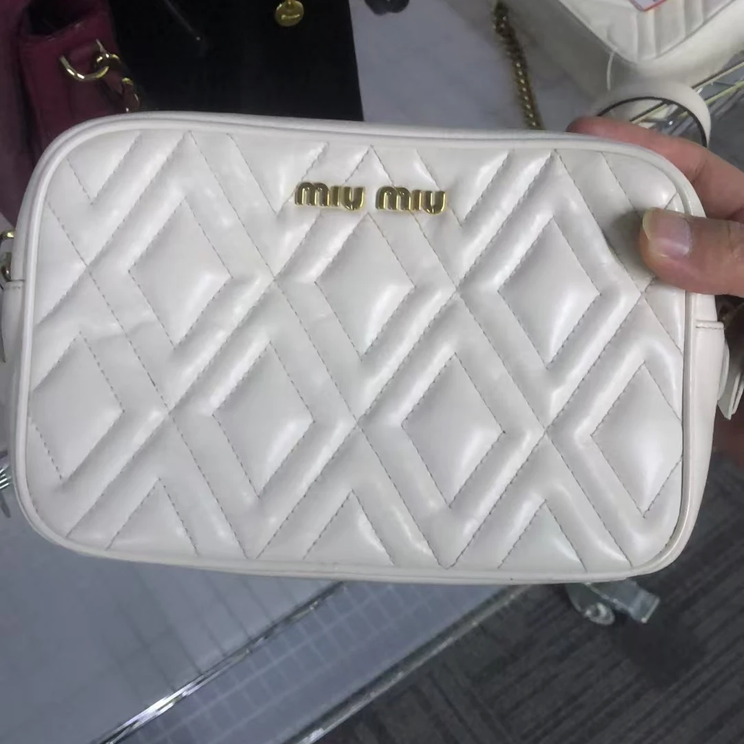 95新 MIU MIU/缪缪 【小清一口价】相机包/BGB200570005